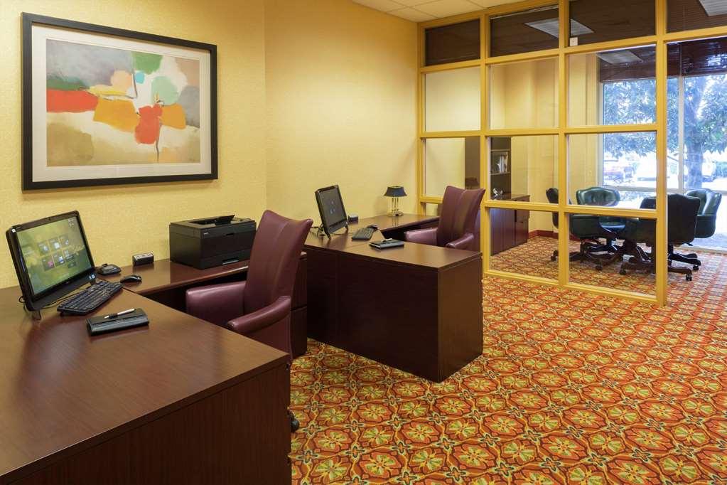 Hilton Charlotte Airport Hotel Servizi foto